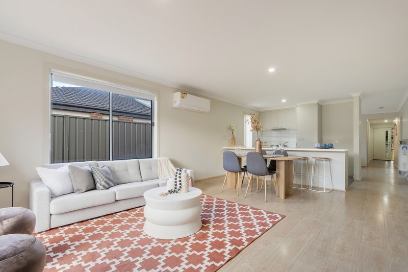 Photo - 12 Treeviolet Lane, Wallan VIC 3756 - Image 17