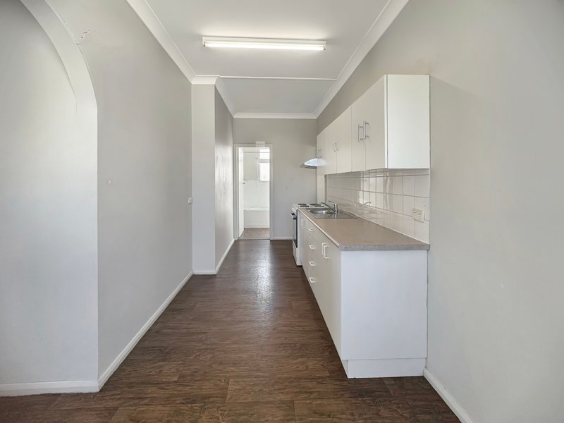 Photo - 12 Trelanvean Street, Dubbo NSW 2830 - Image 6