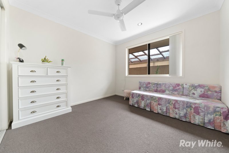 Photo - 12 Tribeca Place, Eagleby QLD 4207 - Image 11