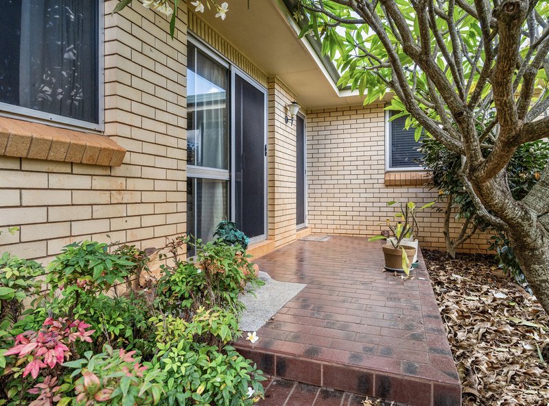 Photo - 12 Trousdell Court, Rockville QLD 4350 - Image 4