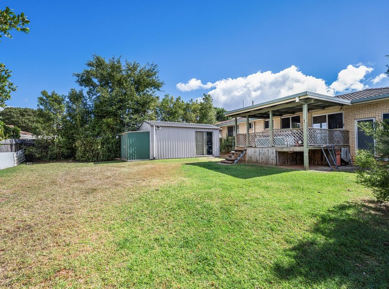 Photo - 12 Trousdell Court, Rockville QLD 4350 - Image 10