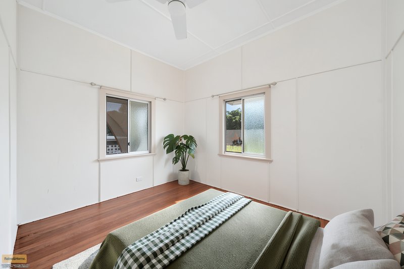 Photo - 12 Tulip Street, Goondi Hill QLD 4860 - Image 8