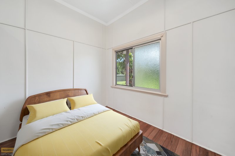 Photo - 12 Tulip Street, Goondi Hill QLD 4860 - Image 9