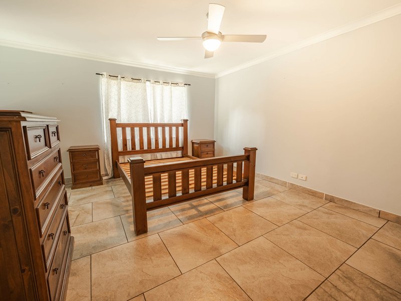 Photo - 12 Tulip Street, Russell Island QLD 4184 - Image 9