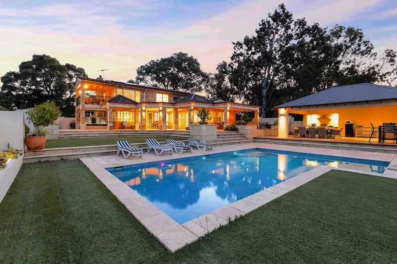 Photo - 12 Tulloch Court, Jandabup WA 6077 - Image 1