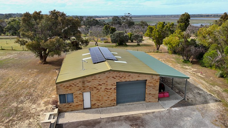 Photo - 12 Tulloch Court, Jandabup WA 6077 - Image 6