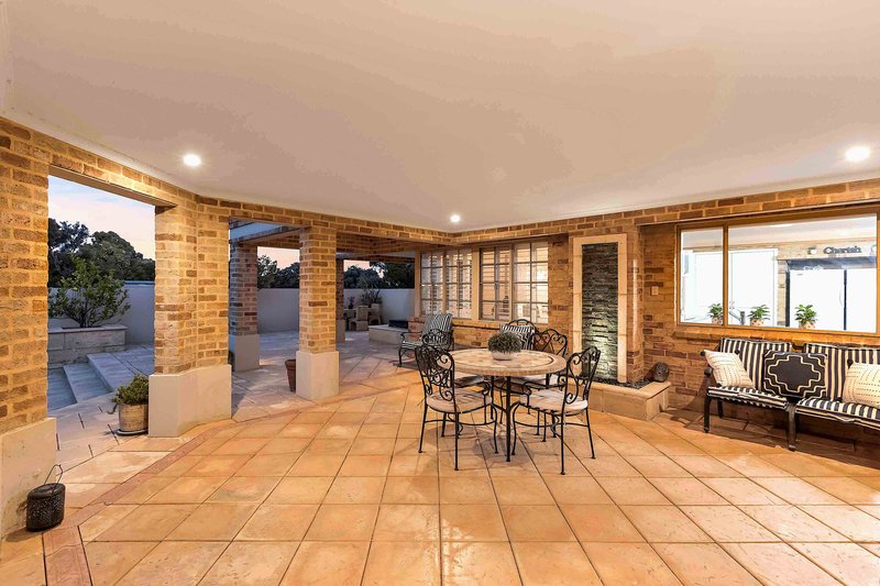 Photo - 12 Tulloch Court, Jandabup WA 6077 - Image 16