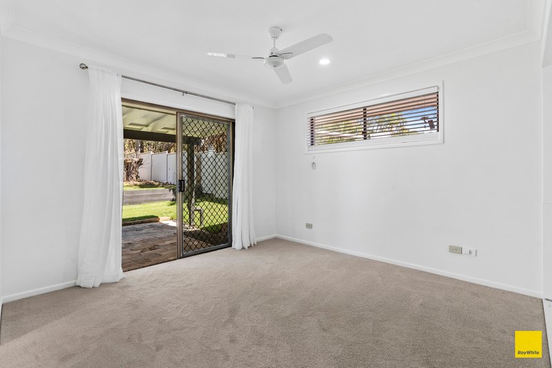 Photo - 12 Tulloch Drive, Wellington Point QLD 4160 - Image 6