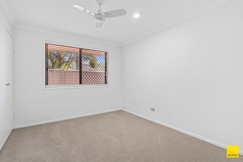 Photo - 12 Tulloch Drive, Wellington Point QLD 4160 - Image 7