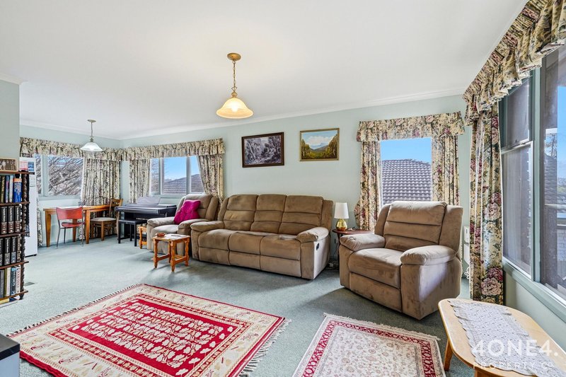 Photo - 12 Turnbull Crescent, Rosetta TAS 7010 - Image 5