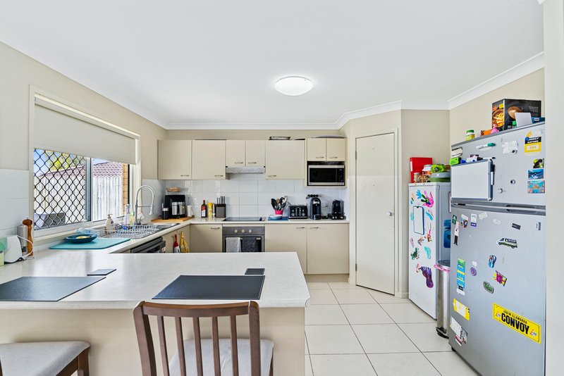 Photo - 12 Twin Rivers Drive, Eagleby QLD 4207 - Image 6