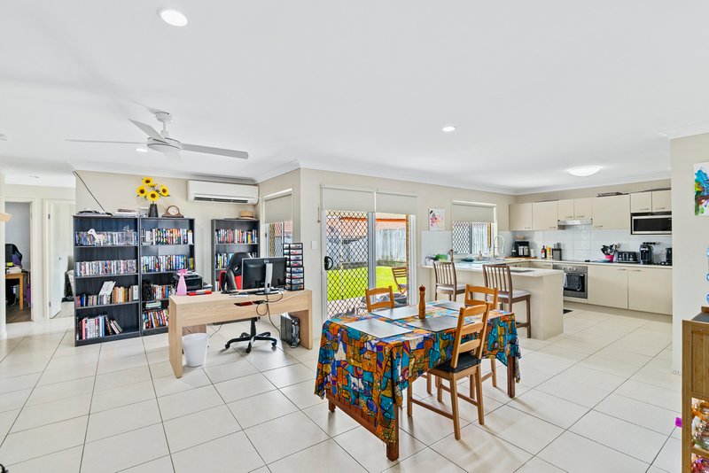 Photo - 12 Twin Rivers Drive, Eagleby QLD 4207 - Image 7