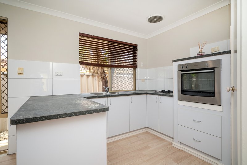 Photo - 12 Tynemouth Close, Merriwa WA 6030 - Image 9