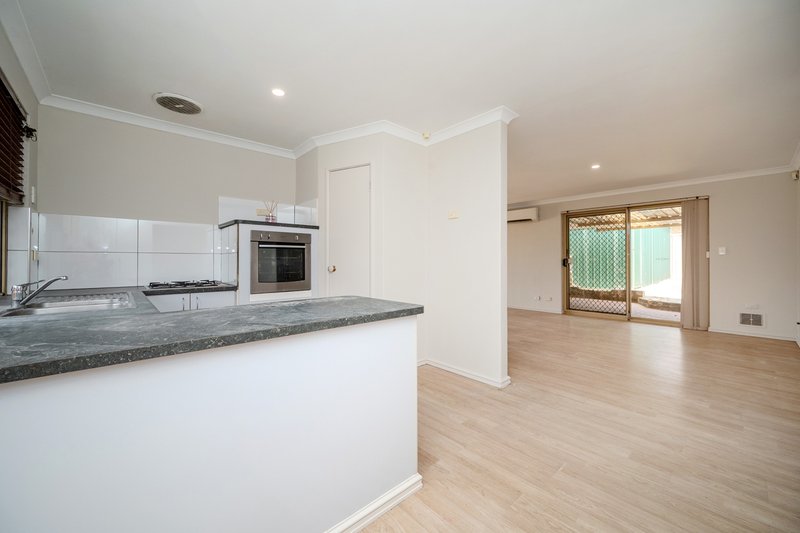 Photo - 12 Tynemouth Close, Merriwa WA 6030 - Image 10