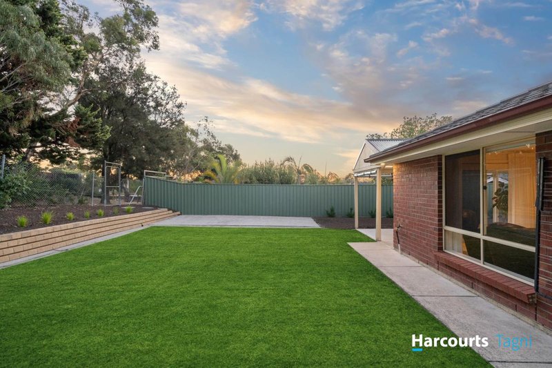 Photo - 12 Tyrone Court, Flagstaff Hill SA 5159 - Image 22