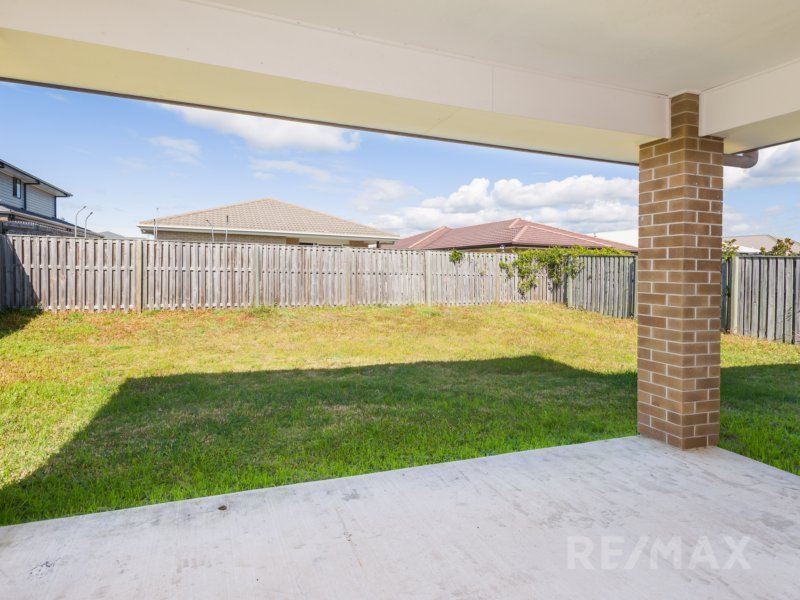 Photo - 12 Undarra St. , Pimpama QLD 4209 - Image 2