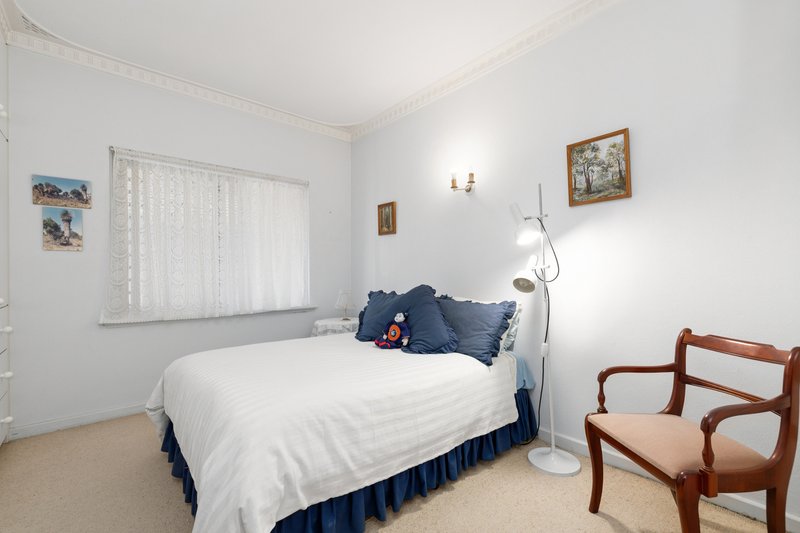 Photo - 12 Unwin Crescent, Salter Point WA 6152 - Image 14