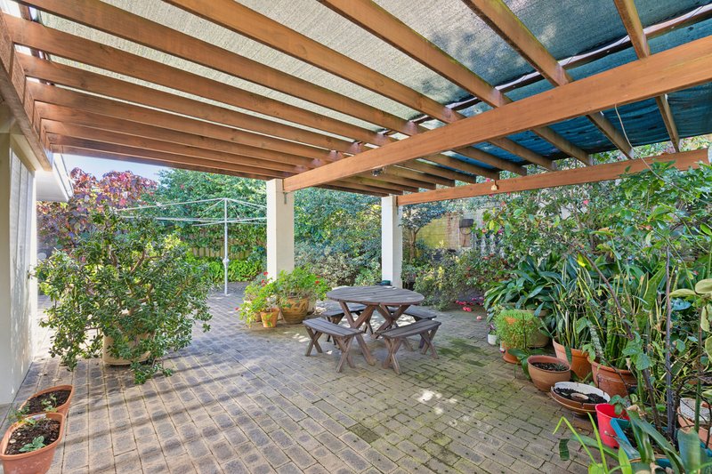 Photo - 12 Unwin Crescent, Salter Point WA 6152 - Image 20