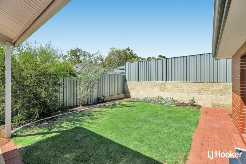 Photo - 12 Upwey Street, Wellard WA 6170 - Image 17