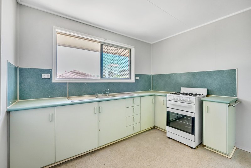 Photo - 12 Ursa Street, Inala QLD 4077 - Image 6