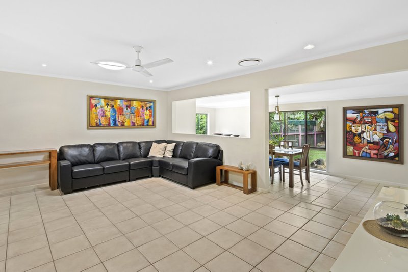 Photo - 12 Valley View Rise, Mooloolah Valley QLD 4553 - Image 6