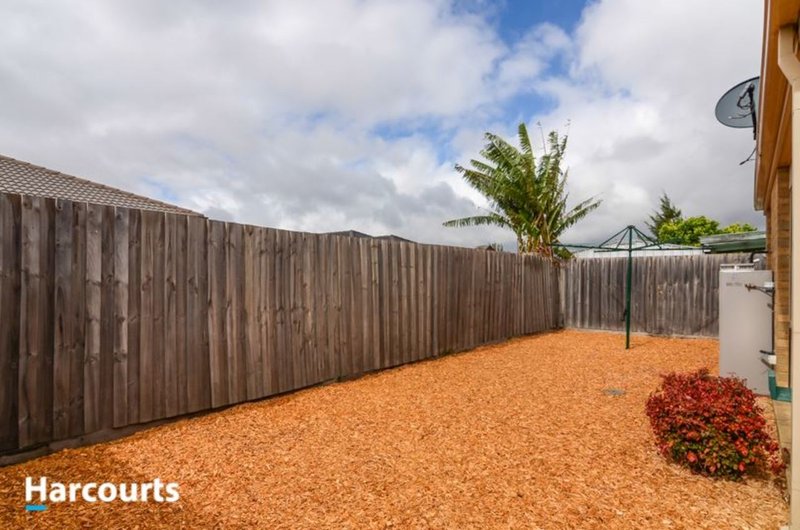 Photo - 12 Vega Terrace, Cranbourne VIC 3977 - Image 14