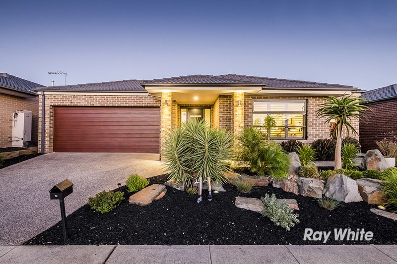 12 Ventasso Street, Clyde North VIC 3978