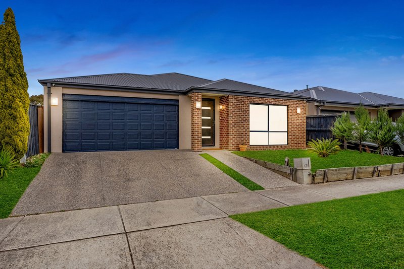 Photo - 12 Verve Circuit, Cranbourne West VIC 3977 - Image 19