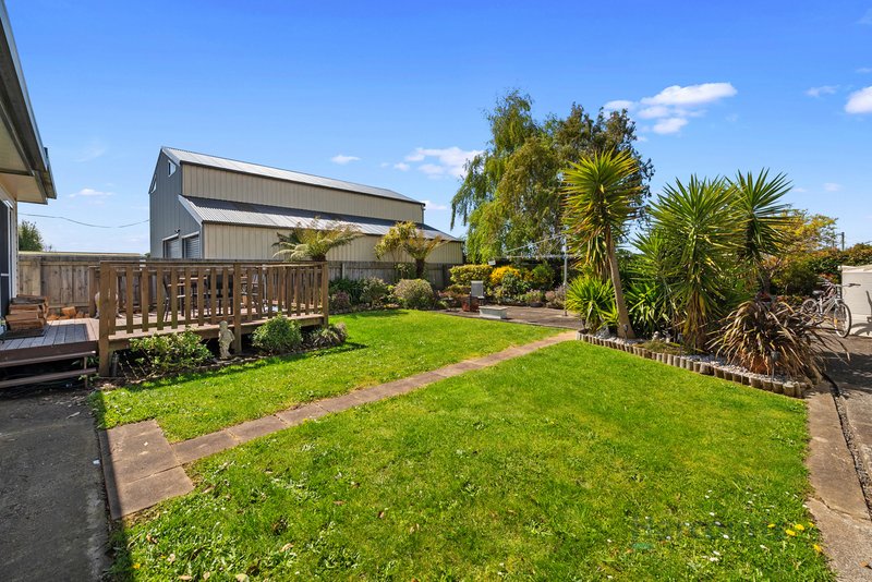 Photo - 12 Victoria Street, Devonport TAS 7310 - Image 16