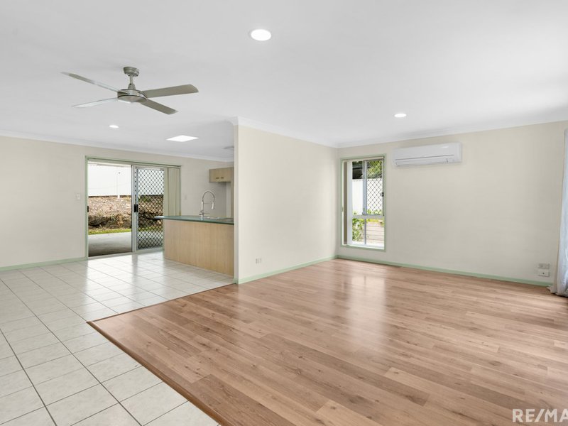 Photo - 12 Victory Drive, Mudgeeraba QLD 4213 - Image 4