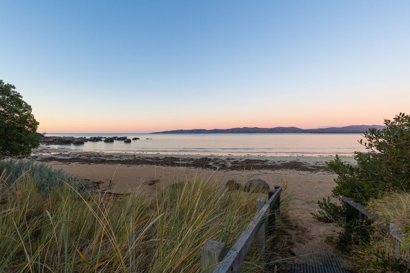 Photo - 1/2 Vine Street, Hawley Beach TAS 7307 - Image 4