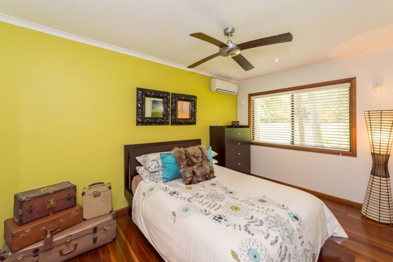 Photo - 12 Wakooka Drive, Wurdong Heights QLD 4680 - Image 10