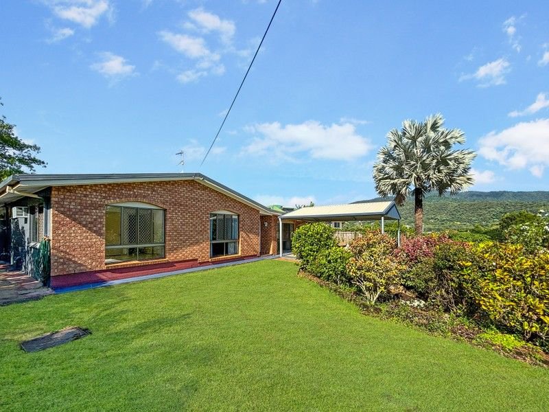 Photo - 12 Wakunai Close, Trinity Beach QLD 4879 - Image 2