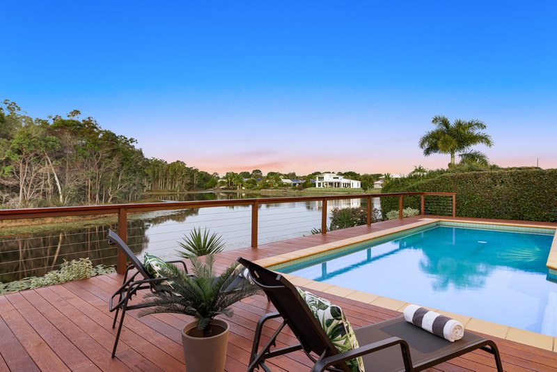 12 Wallaby Circuit, Pelican Waters QLD 4551