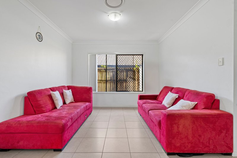 Photo - 12 Wallaman Close, Waterford QLD 4133 - Image 9