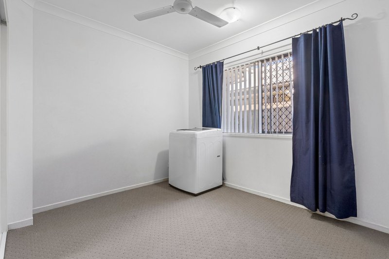 Photo - 12 Wallaman Close, Waterford QLD 4133 - Image 12