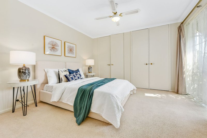 Photo - 12 Walnut Crescent, Noble Park VIC 3174 - Image 10