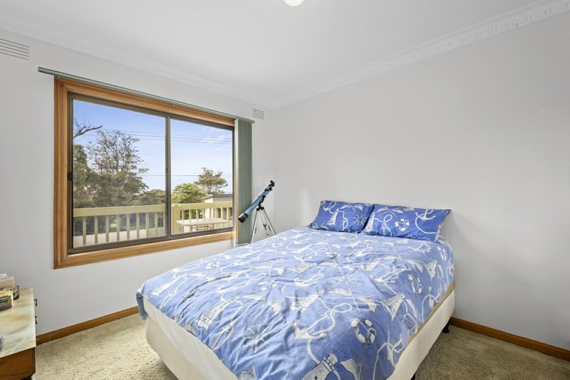 Photo - 12 Walpole Avenue, Indented Head VIC 3223 - Image 11