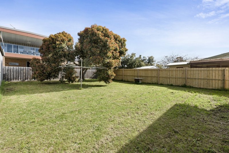 Photo - 12 Walpole Avenue, Indented Head VIC 3223 - Image 14