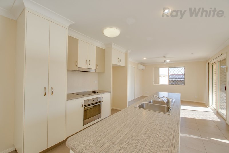 Photo - 12 Walter Court, Leichhardt QLD 4305 - Image 2