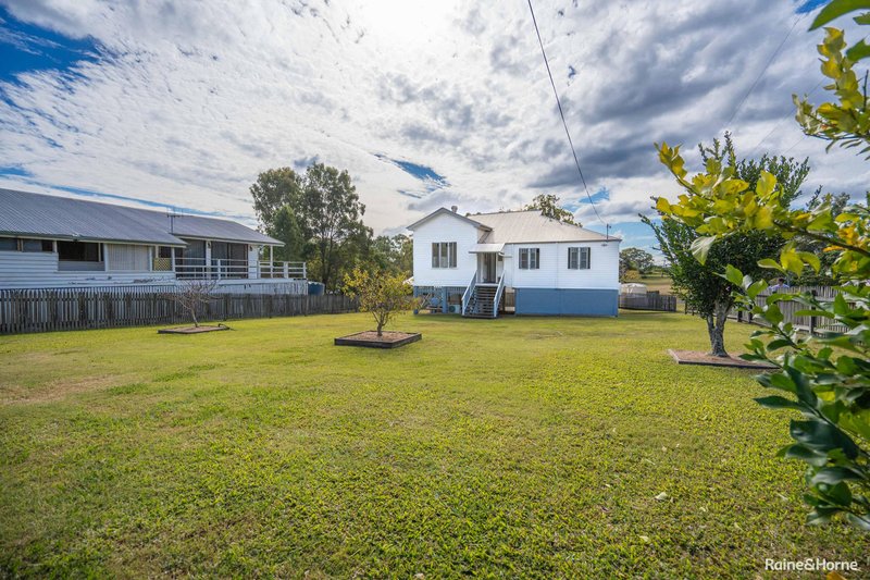 Photo - 12 Walter Street, Tiaro QLD 4650 - Image 15