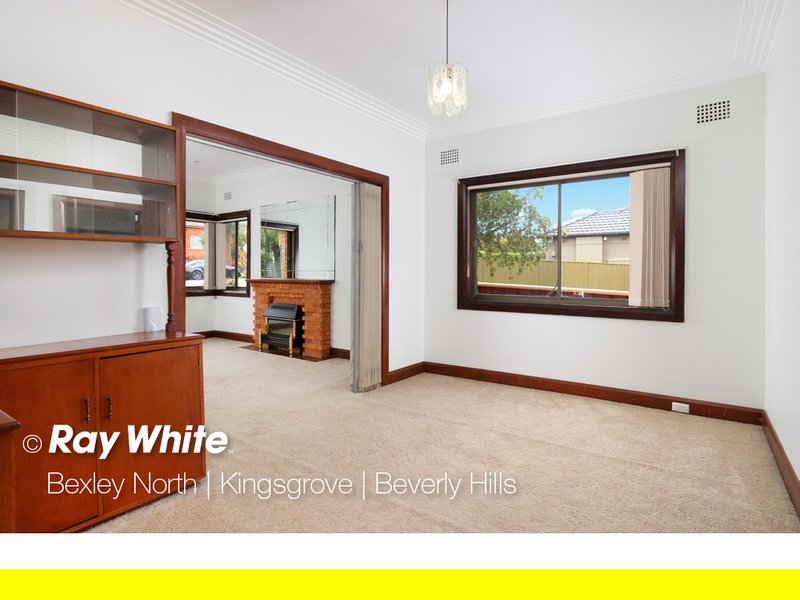 Photo - 12 Warejee Street, Kingsgrove NSW 2208 - Image 4