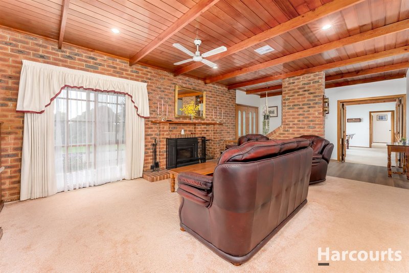 Photo - 12 Warraview Close, Warragul VIC 3820 - Image 7