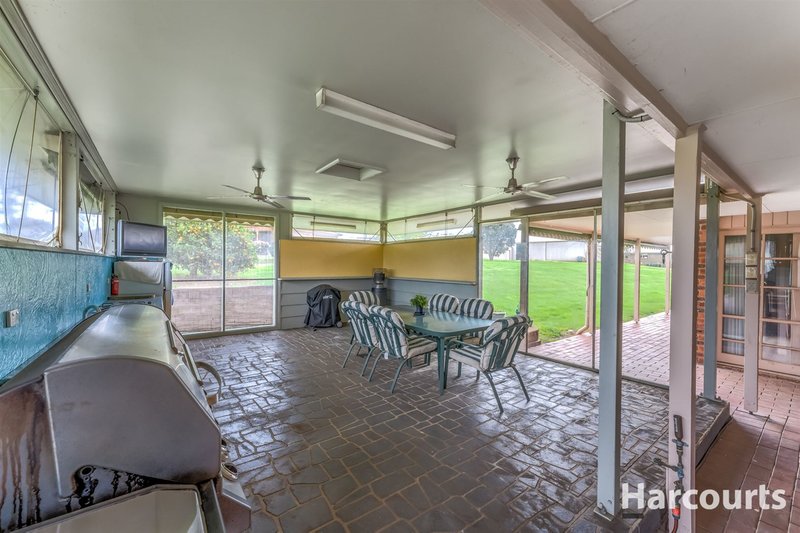 Photo - 12 Warraview Close, Warragul VIC 3820 - Image 20