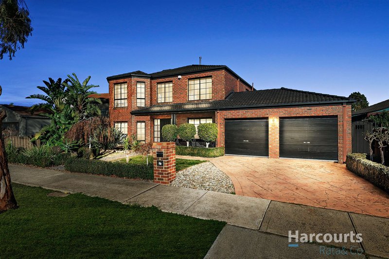 12 Warren Close, Mill Park VIC 3082