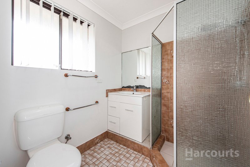 Photo - 12 Waterton Way, Cooloongup WA 6168 - Image 17