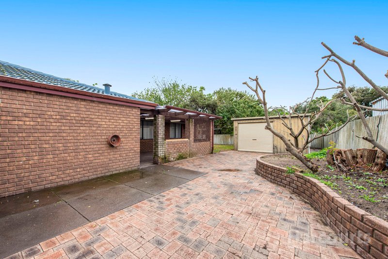 Photo - 12 Waterton Way, Cooloongup WA 6168 - Image 20