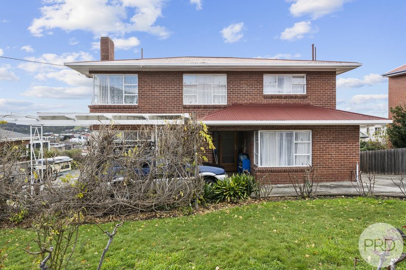 Photo - 12 Watkins Avenue, West Hobart TAS 7000 - Image 8