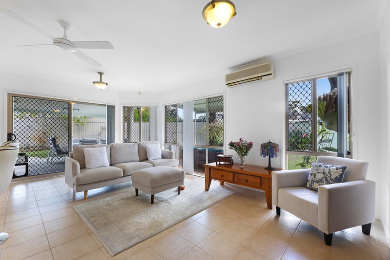 Photo - 12 Wattlepark Lane, Robina QLD 4226 - Image 8