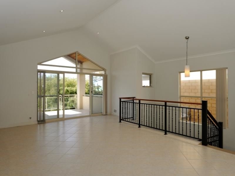 Photo - 12 Weld Street, Rockingham WA 6168 - Image 10